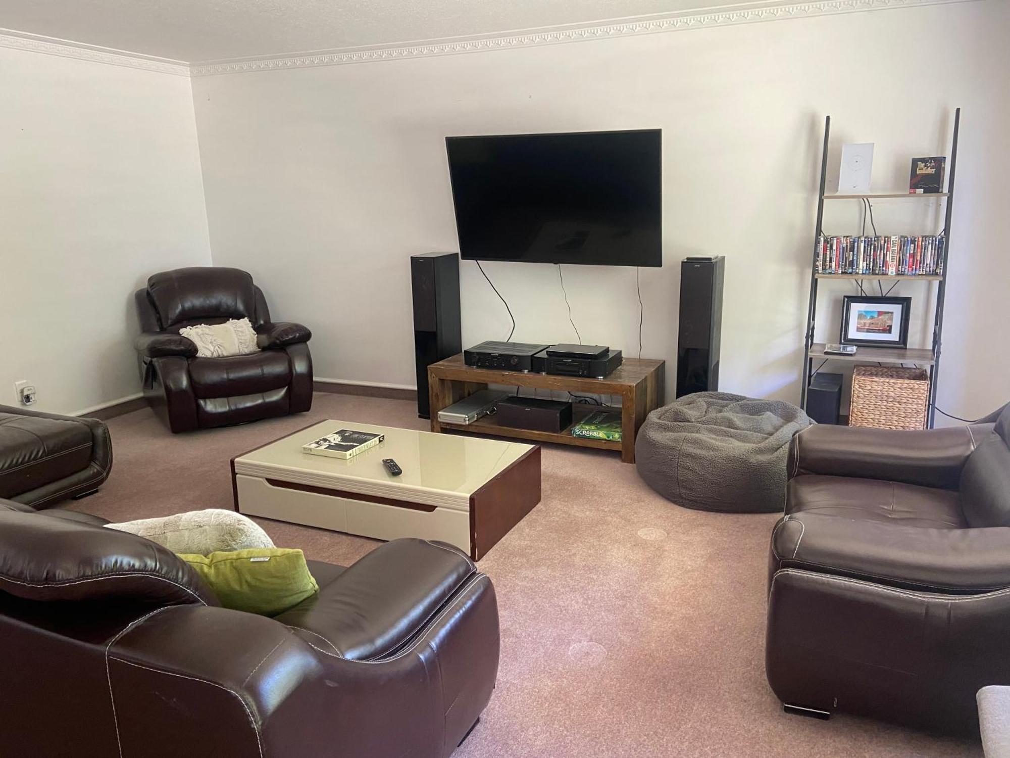 Fairhall Guest Lodge Woodbourne Buitenkant foto